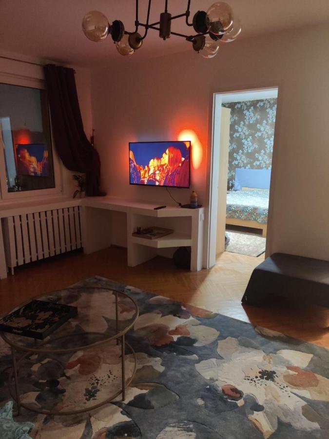 The Dome, Sala Palatului, Walking Distance To The Old Town Apartment Bucharest Luaran gambar