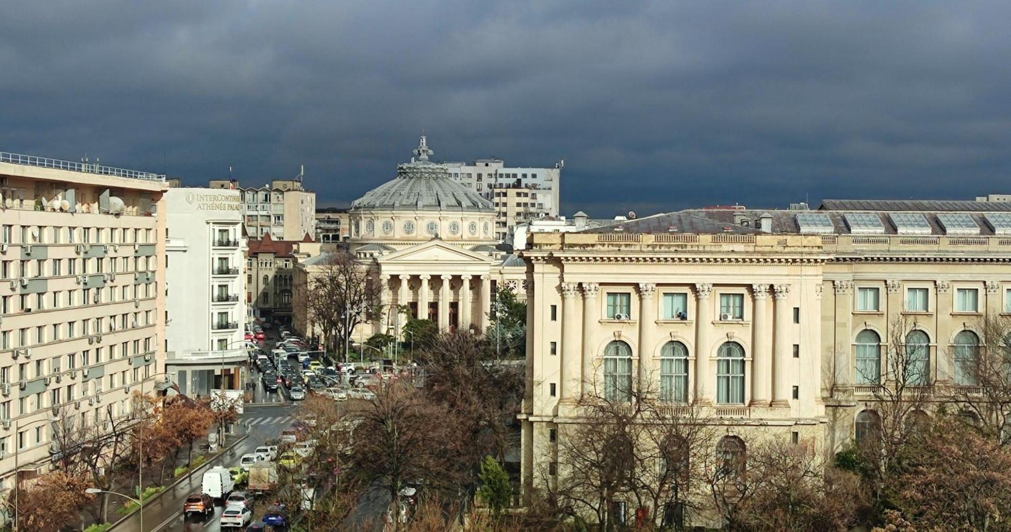 The Dome, Sala Palatului, Walking Distance To The Old Town Apartment Bucharest Luaran gambar
